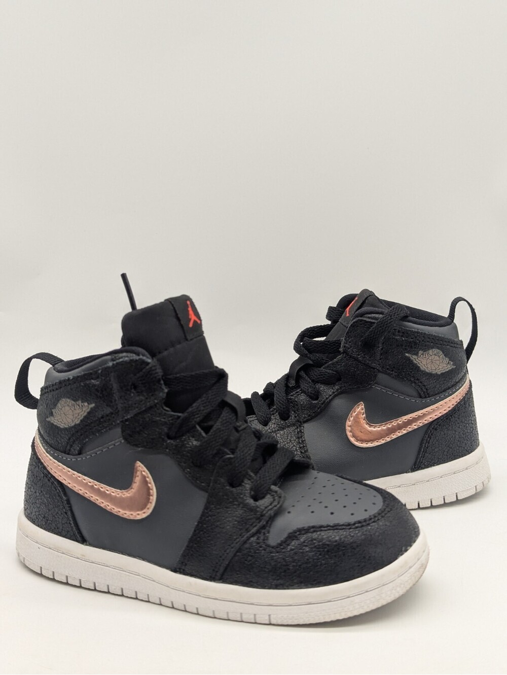 Nike Jordan 1 High BT Black Metallic Rose Gold Kids Toddler Size 8C 705304-006